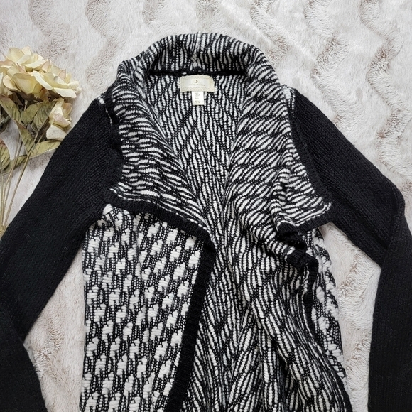 Ruby Moon Black White Long Sleeve Wool Blend Cardigan Sweater Size Small - Picture 3 of 11